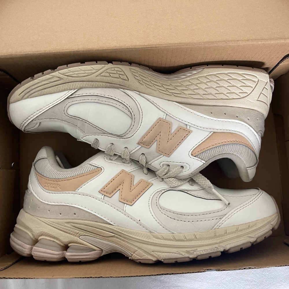 New Balance 2002